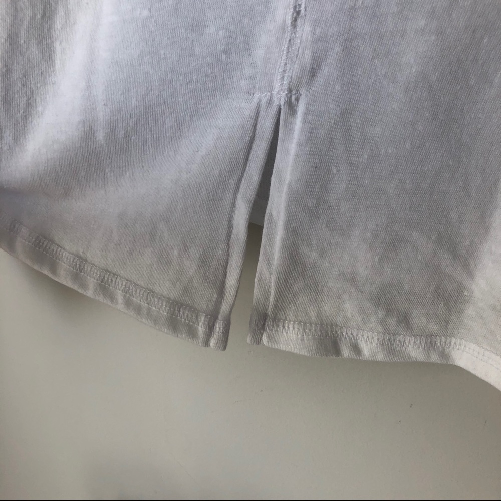 Old Navy White Holographic Unicorn Shortsleeve Tshirt Girls Large 10-12 - Picture 6 of 7